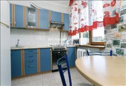 main photo - 12974