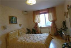 main photo - 126048